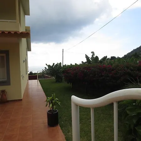 Casa de Férias Casa Ledo Madeirã